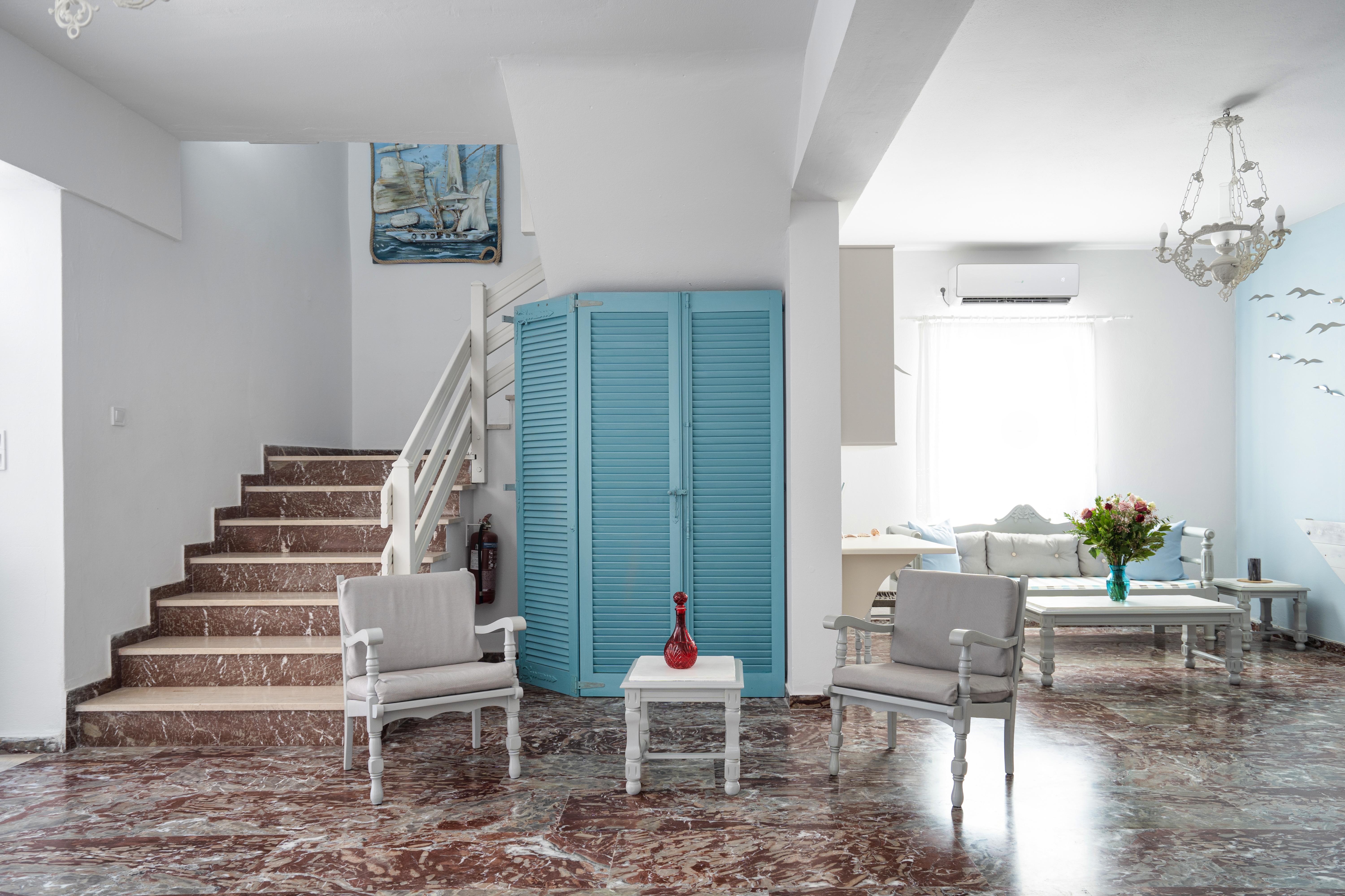 Hotel Iris ناوسا المظهر الخارجي الصورة